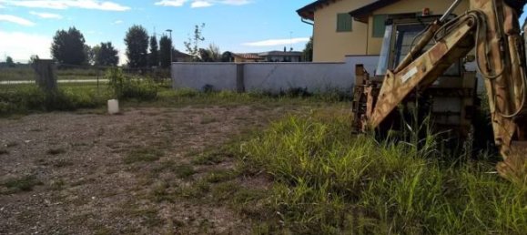 1-Zimmer Grundstück in Cremona, Italy, Nr. 251300 2