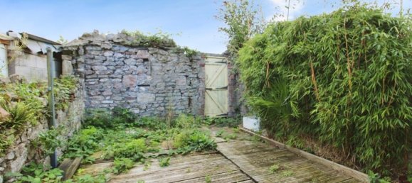 3 bedrooms House in Barry, United Kingdom No. 2718 13