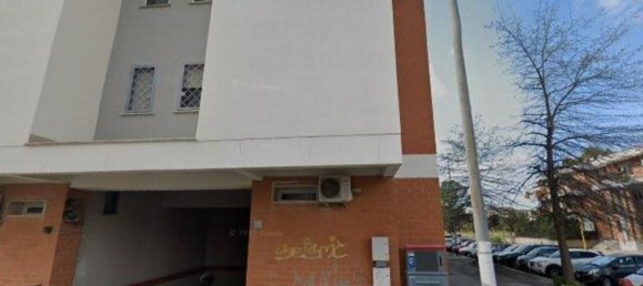  مرآب في Rome, Italy رقم 341061 15