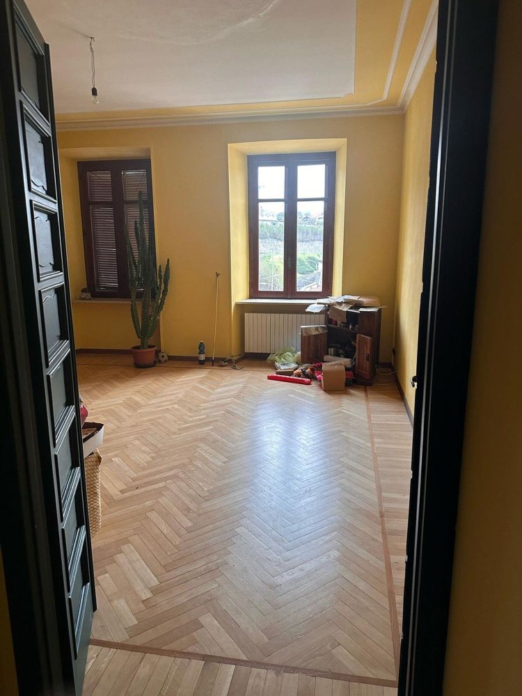 5 rooms Apartment in Sagliano Micca, Italy No. 131051