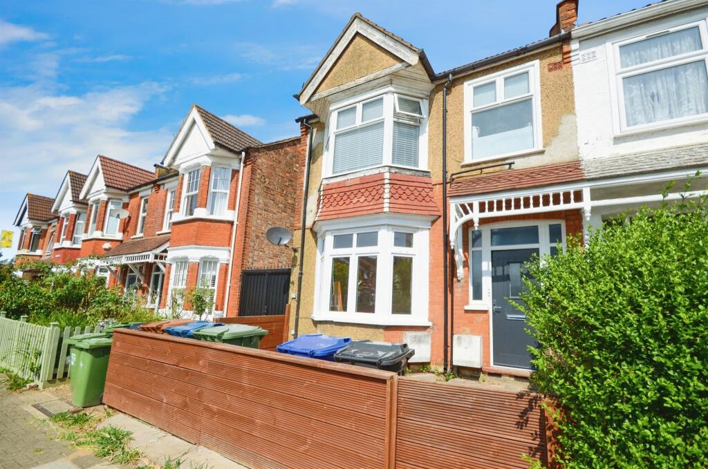 2 bedrooms Apartment in Harrow, United Kingdom No. 6349