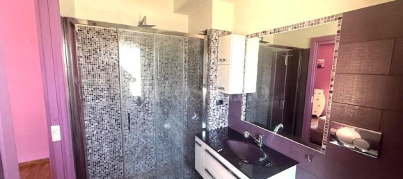 4 rooms House in Rome, Italy No. 261057 28