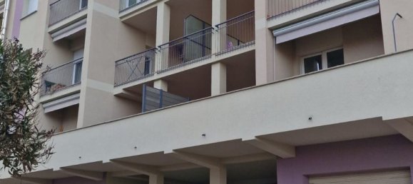 Apartamento de 2 habitaciónes en Rescaldina, Italy No. 112579 2