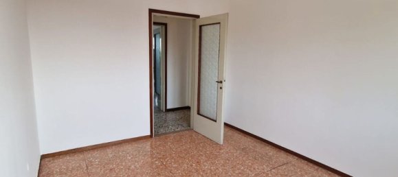 Apartamento de 2 habitaciónes en Rescaldina, Italy No. 112579 13