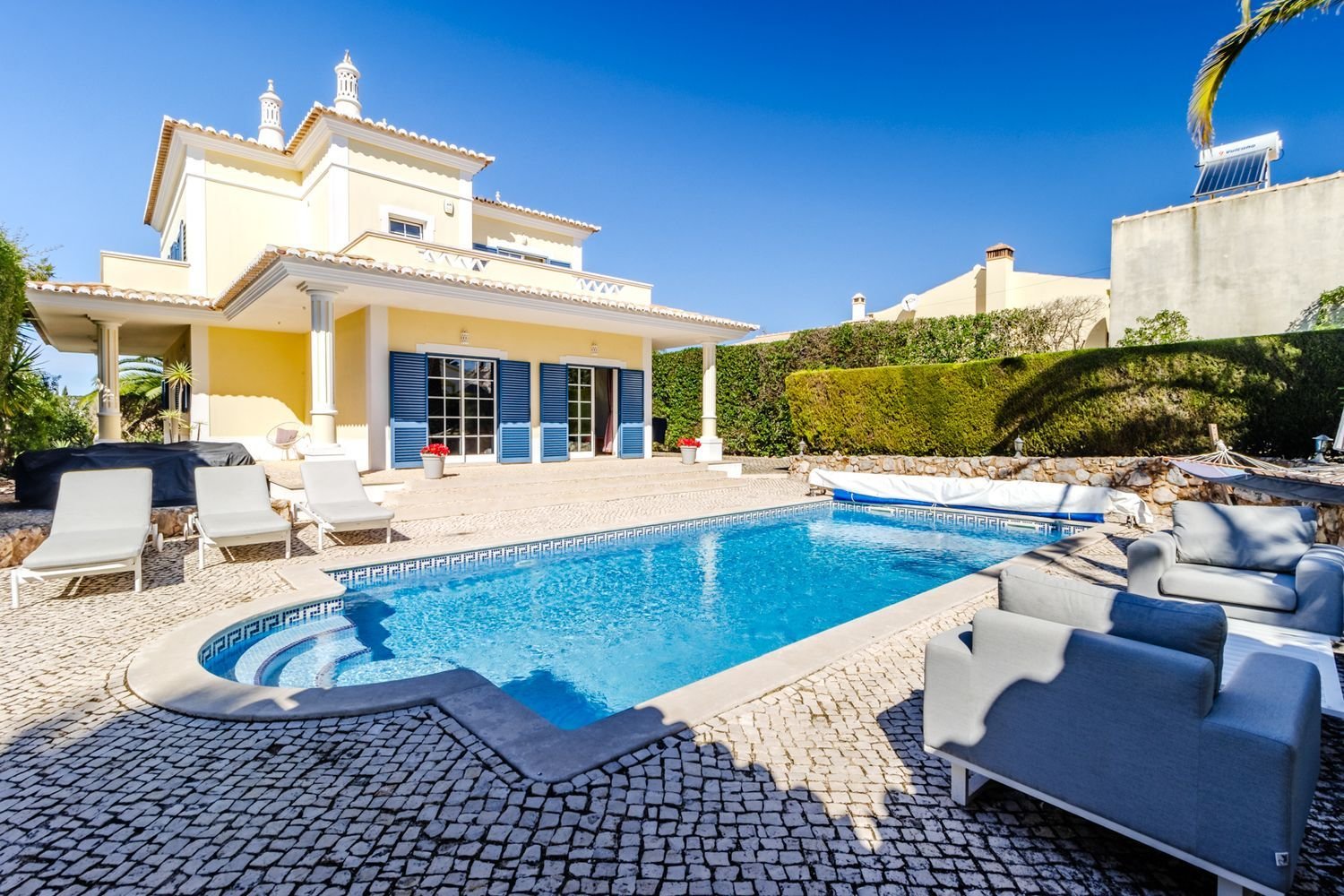 3 bedrooms House in Luz, Portugal No. 129173