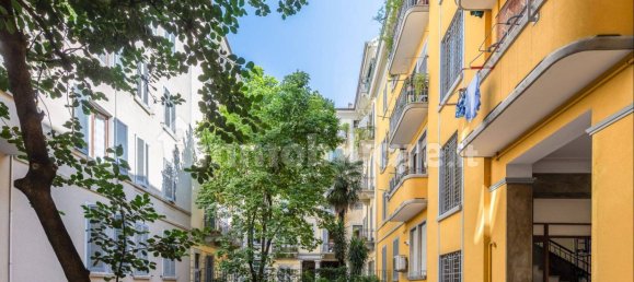 3 bedrooms Apartment in Milan, Italy No. 342860 10