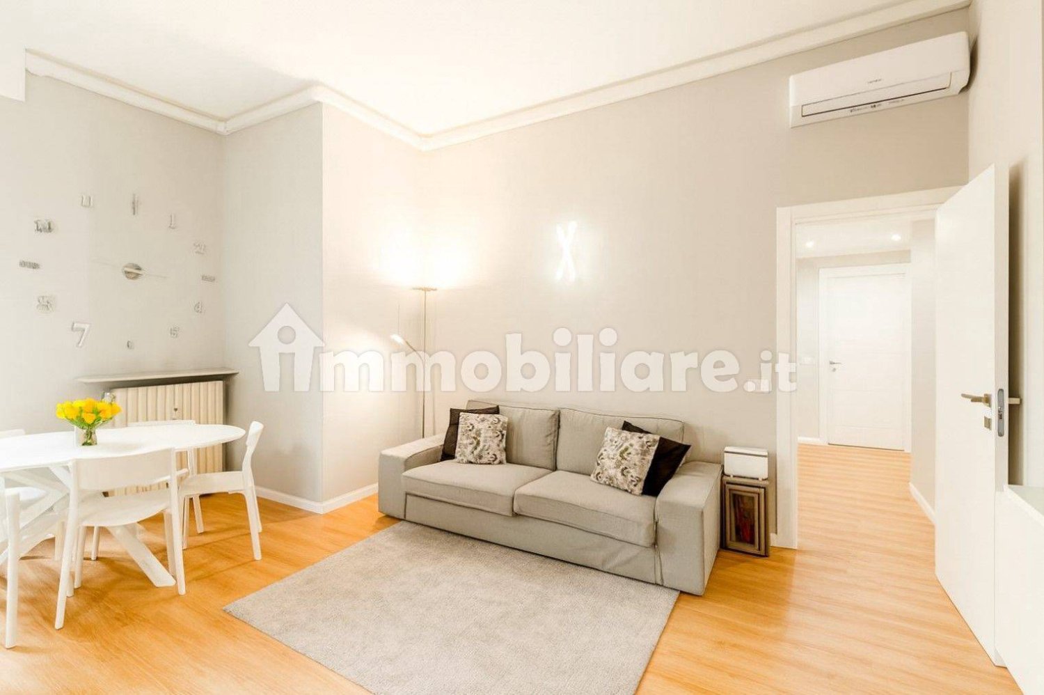 3 bedrooms Apartment in Milan, Italy No. 342860