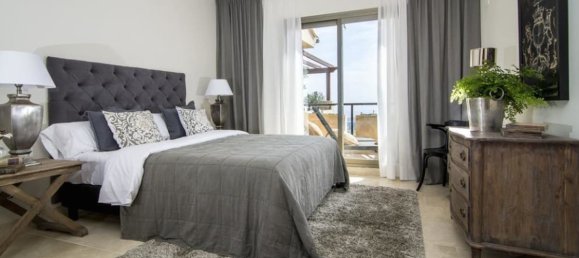 Apartamento de 2 dormitorios en Los Arqueros, Spain No. 3256 2
