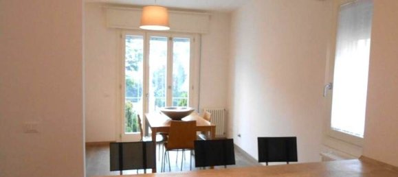 5 bedrooms Apartment in Padua, Italy No. 346008 3