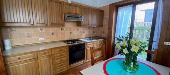 Вилла с 5 комнатами в Гадзола, Италия № 18366 3