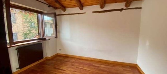 Вилла с 5 комнатами в Гадзола, Италия № 18366 12