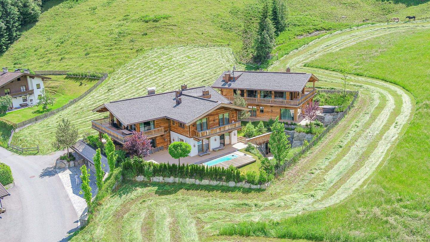 6 rooms Penthouse in Jochberg, Austria No. 160910