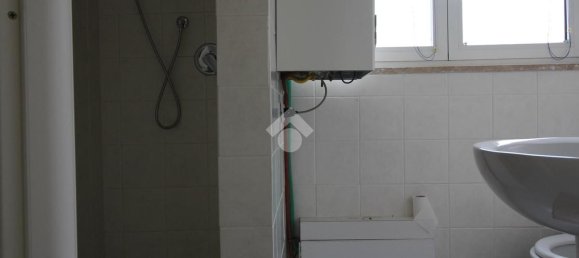 Apartamento de 5 habitaciónes en Campobasso, Italy No. 125559 8