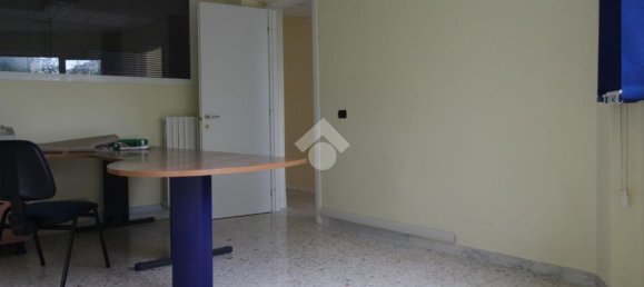 Apartamento de 5 habitaciónes en Campobasso, Italy No. 125559 6