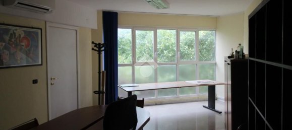 Apartamento de 5 habitaciónes en Campobasso, Italy No. 125559 3