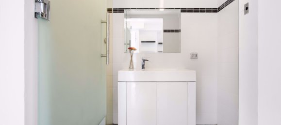 2 bedrooms Condo in Pattaya, Thailand No. 1896 13