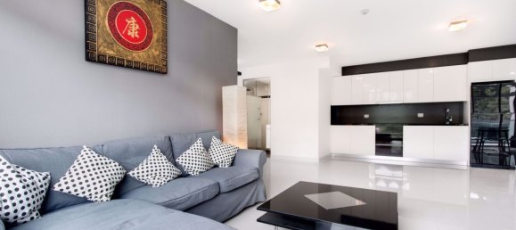 2 bedrooms Condo in Pattaya, Thailand No. 1896 4