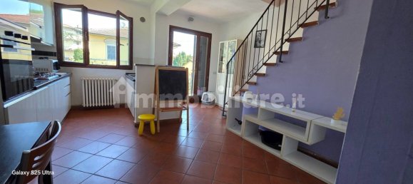 2 bedrooms Apartment in Signa, Italy No. 299252 2