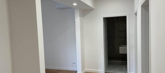 3-Zimmer Wohnung in Florence, Italy, Nr. 29032 4