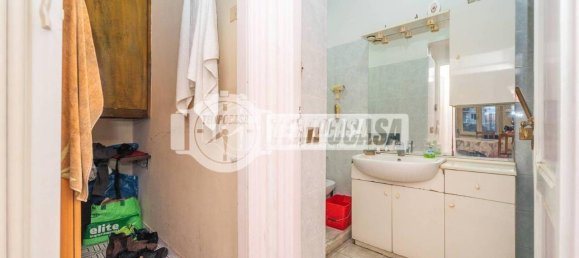 3 rooms Apartment in Rome, Italy No. 83721 20