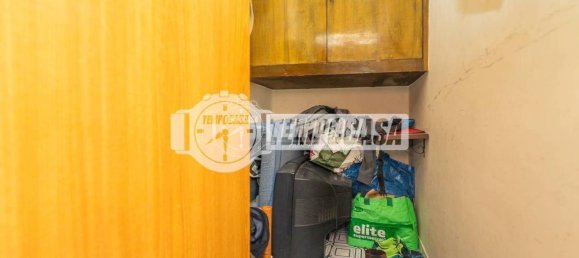 3 rooms Apartment in Rome, Italy No. 83721 25