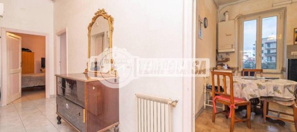 3 rooms Apartment in Rome, Italy No. 83721 15