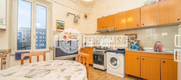 3 rooms Apartment in Rome, Italy No. 83721 19