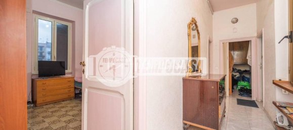 3 rooms Apartment in Rome, Italy No. 83721 13