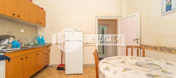 3 rooms Apartment in Rome, Italy No. 83721 17