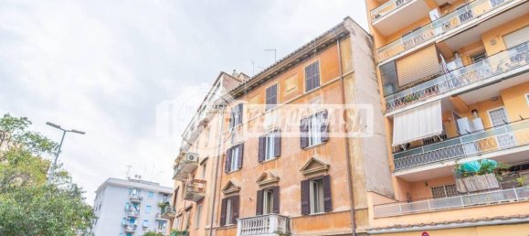 3 rooms Apartment in Rome, Italy No. 83721 30