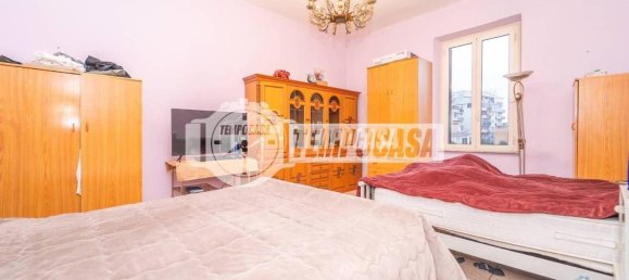 3 rooms Apartment in Rome, Italy No. 83721 12