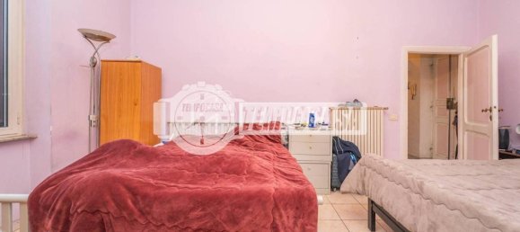 3 rooms Apartment in Rome, Italy No. 83721 3