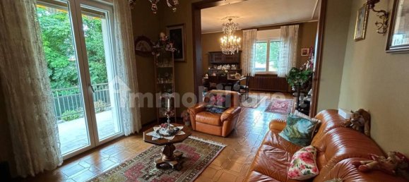 6 bedrooms Villa in Parma, Italy No. 373882 12