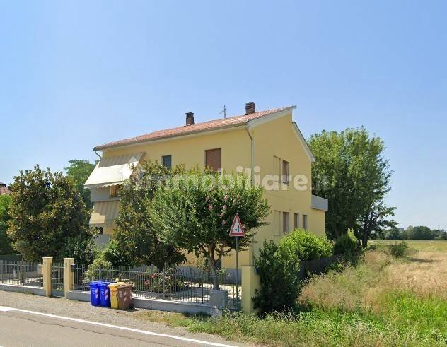6 bedrooms Villa in Parma, Italy No. 373882