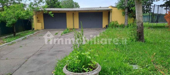 6 bedrooms Villa in Parma, Italy No. 373882 7