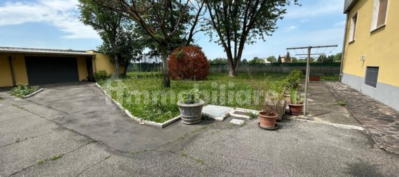6 bedrooms Villa in Parma, Italy No. 373882 6