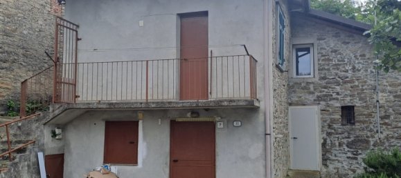 2 bedrooms House in Cravanzana, Italy No. 334903 4