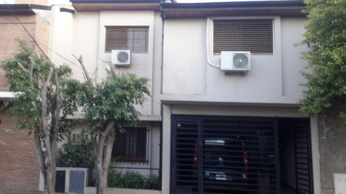 3 Schlafzimmer Haus in Bermudez, Argentina, Nr. 9956