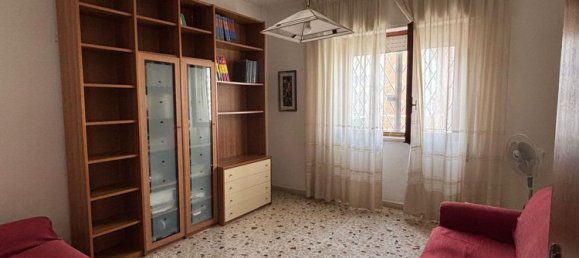 5 rooms Apartment in Latina, Italy No. 13576 7