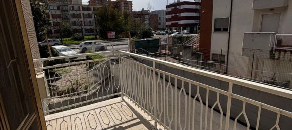 5 rooms Apartment in Latina, Italy No. 13576 18