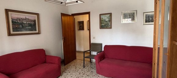 5 rooms Apartment in Latina, Italy No. 13576 8