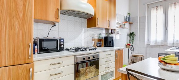 2 bedrooms Apartment in Rome, Italy No. 54750 13