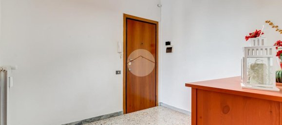 2 bedrooms Apartment in Rome, Italy No. 54750 2