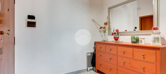 2 bedrooms Apartment in Rome, Italy No. 54750 3