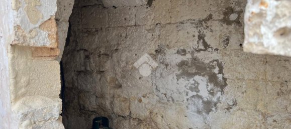 Casa de 2 habitaciónes en Oria, Italy No. 27971 24