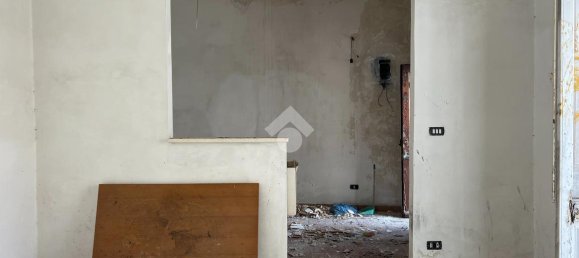 Casa de 2 habitaciónes en Oria, Italy No. 27971 15