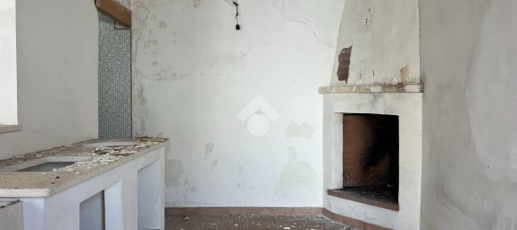 Casa de 2 habitaciónes en Oria, Italy No. 27971 2