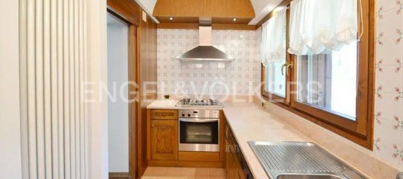 8 rooms Villa in San Pietro di Feletto, Italy No. 68730 29