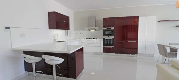 Apartamento T3 em Swieqi, Malta N.º 4393 6
