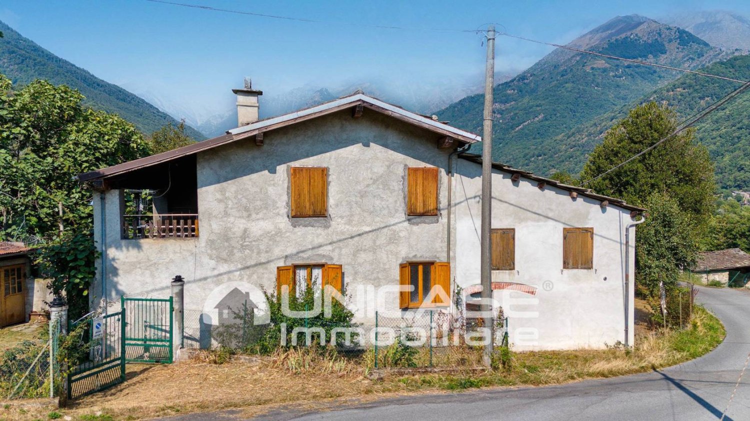 3 bedrooms Villa in Villar Pellice, Italy No. 331536